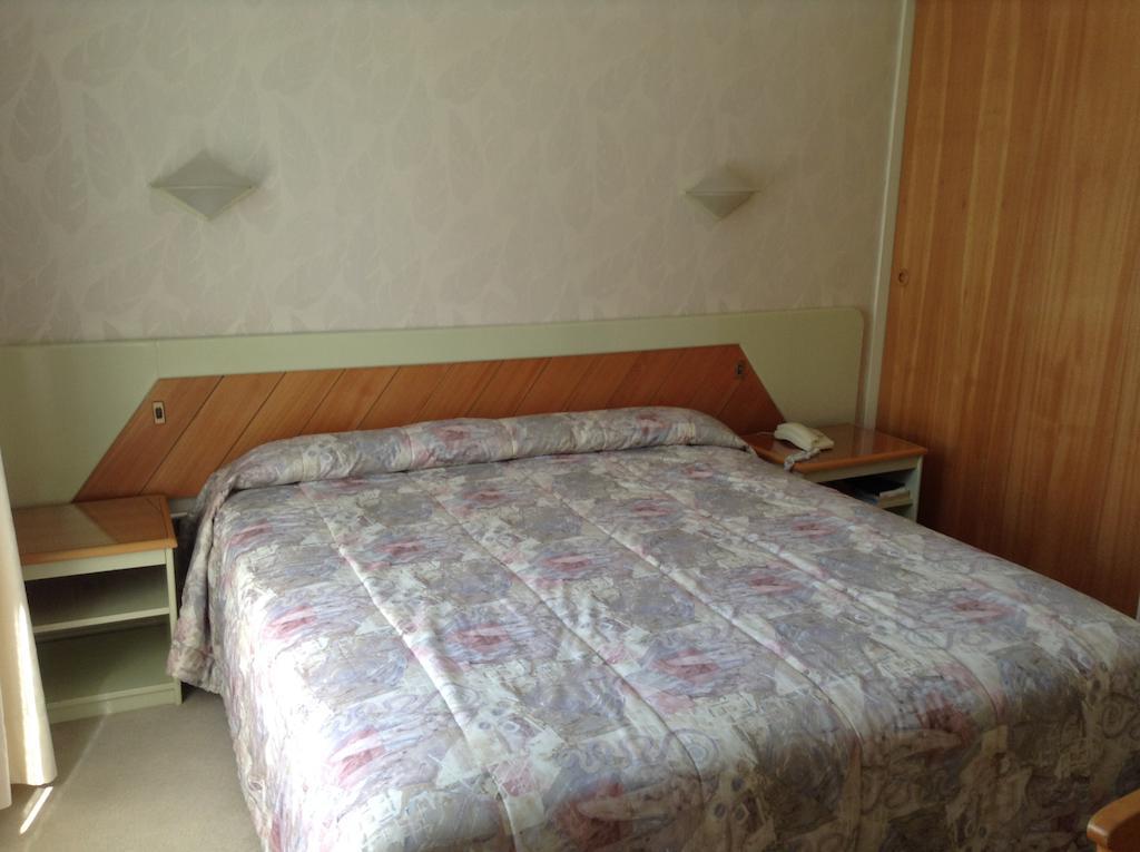 Hotel Terrabella Talca  Szoba fotó